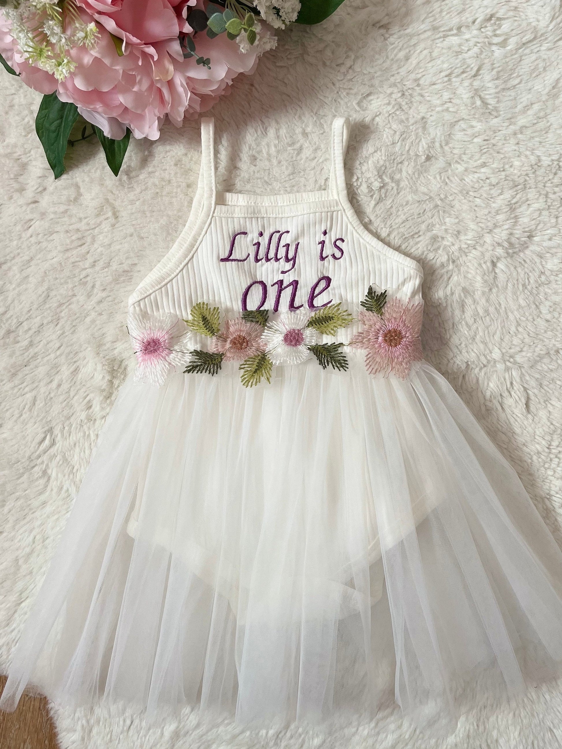 Girls Cake Smash Outfit, Baby dress for 1st Birthday (sizes up to 5 year old)- Personalized with Name Embroidery